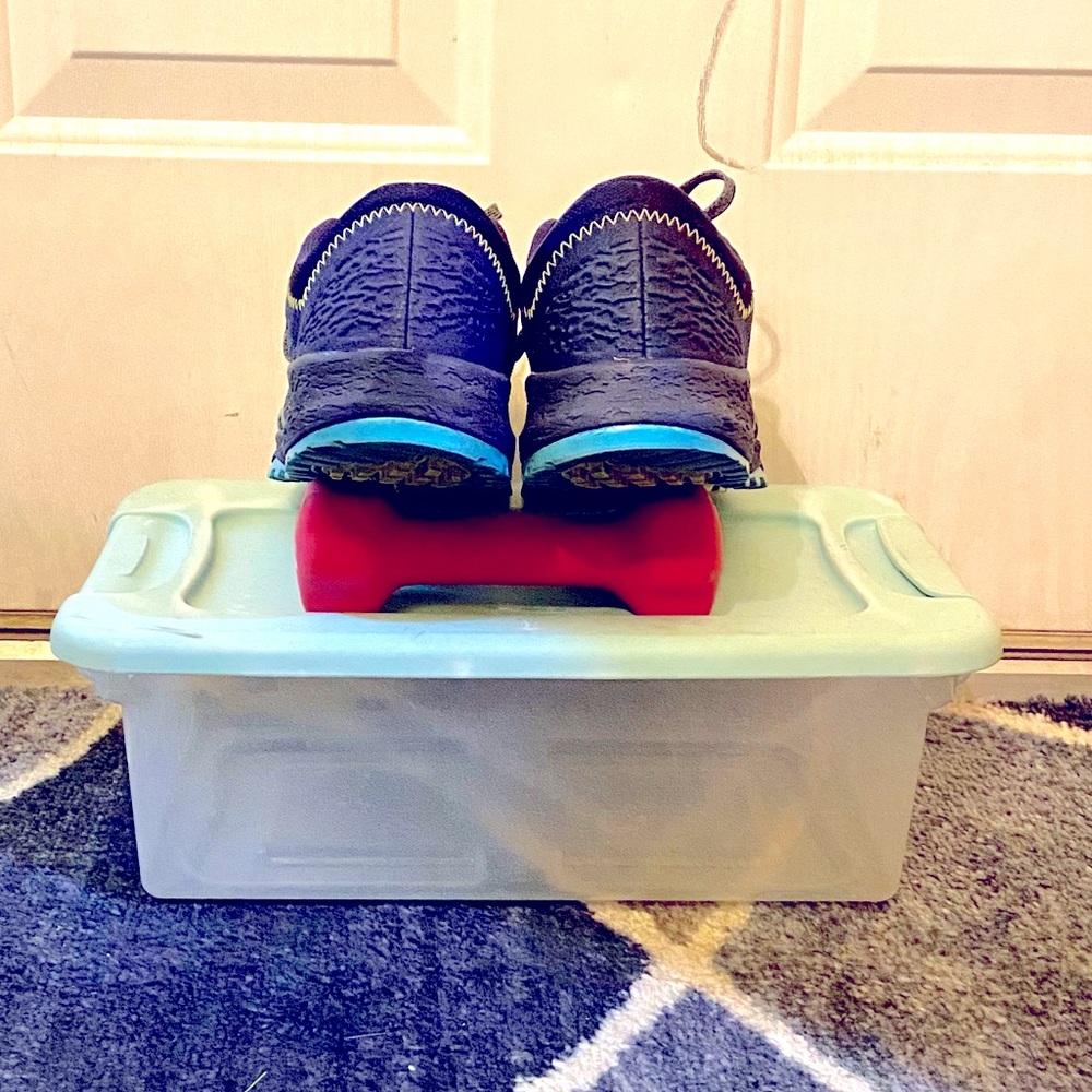 ASICS sneaker - Picture 3 of 5